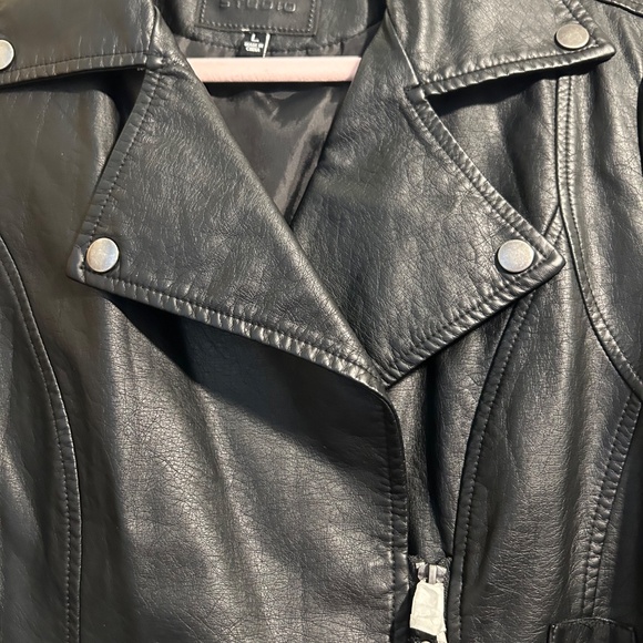 Max Studio Black Vegan Leather Biker Jacket NWOT - Picture 2 of 13